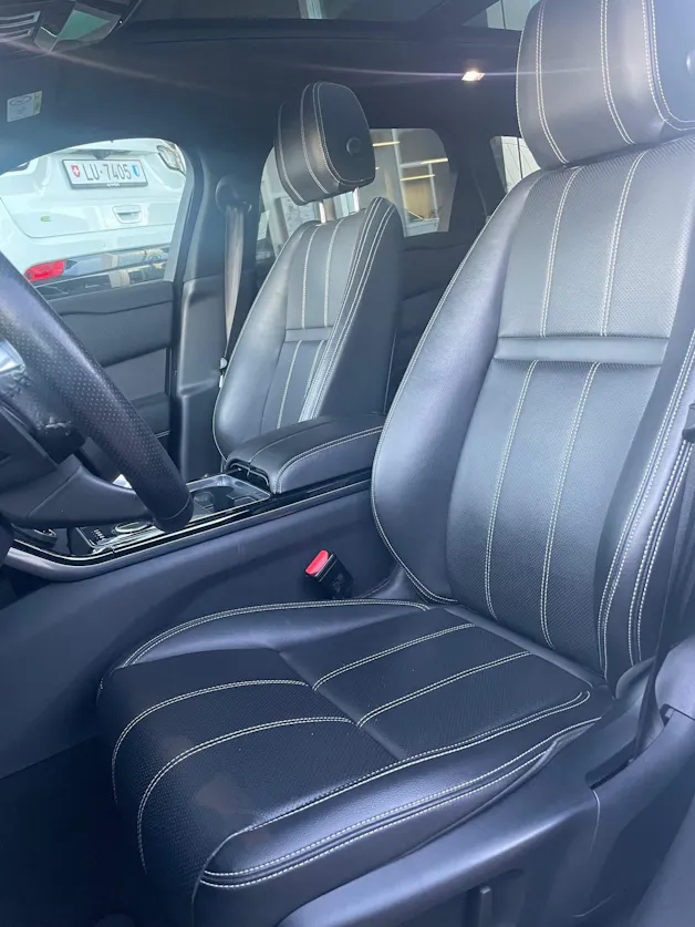 Land Rover Range Rover Velar 2.0 T SE