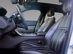 Land Rover Range Rover Velar 2.0 T SE