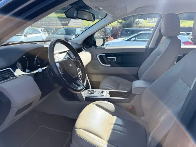 Land Rover Discovery Sport 2.0 TD4 HSE Luxury AT9