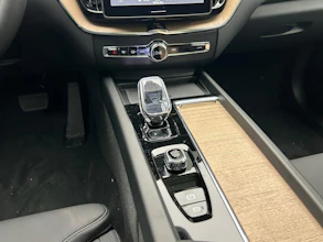https://vehicle.imgix.net/4135944/347c0b5d-dc75-4de3-8e28-6c0ad394b6cf.jpeg