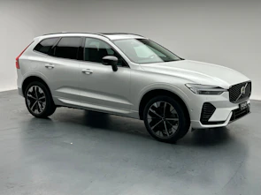 image du véhicule VOLVO XC60 2.0 T6 TE Ultra Dark eAWD