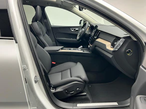 https://vehicle.imgix.net/4135944/b63aaf36-5936-4e41-8ab3-2d35e0ccf411.jpeg