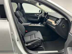 image du véhicule VOLVO XC60 2.0 T6 TE Ultra Dark eAWD