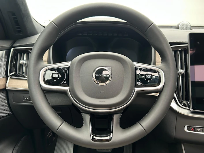 Fahrzeugbild VOLVO XC90
