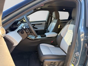 Vehicle image LAND ROVER Range Rover Evoque 1.5 T 270e Dynamic SE