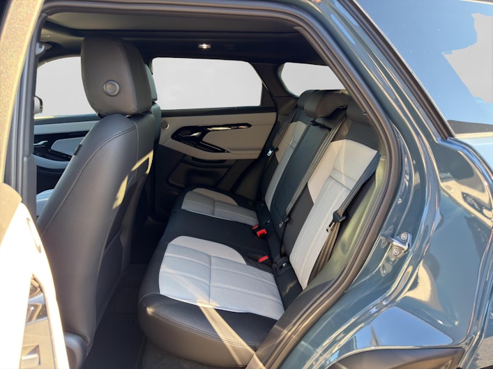 Vehicle image LAND ROVER RANGE ROVER EVOQUE