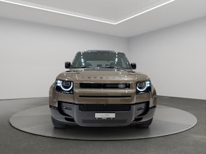 Vehicle image LAND ROVER Defender 90 3.0 D I6 250 X-Dynamic SE