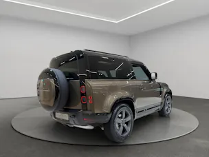 Land Rover Defender 90 3.0 D I6 250 X-Dynamic SE