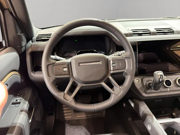 Land Rover Defender 90 3.0 D I6 250 X-Dynamic SE