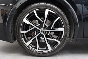 Vehicle image TOYOTA Prius 2.0 Plug-In-Hybrid Style