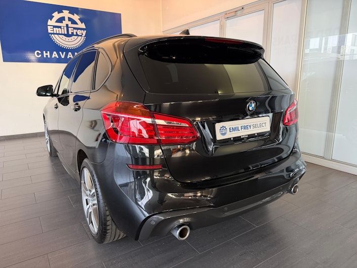 Vehicle image BMW 2 SERIES