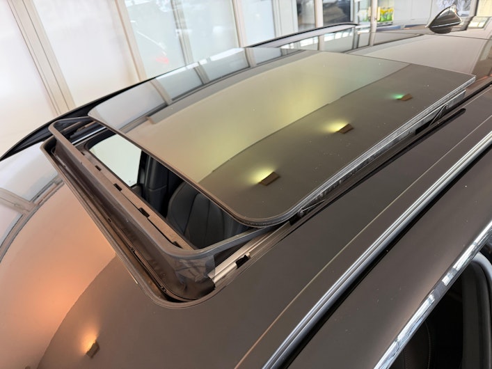 Vehicle image BMW 2 SERIES