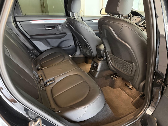 Vehicle image BMW 2 SERIES