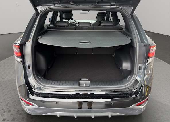 Vehicle image 4 Vehicle image 4