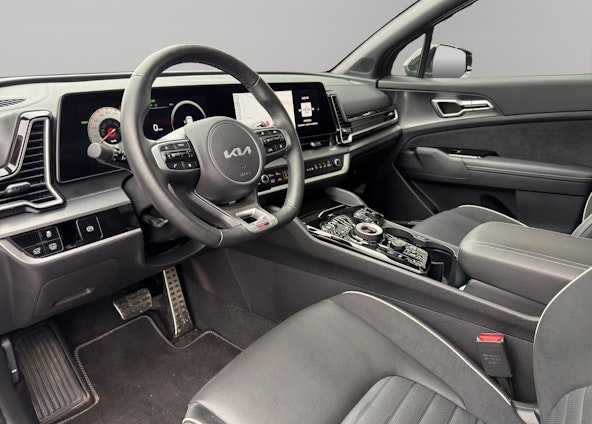 Vehicle image 9 Vehicle image 9