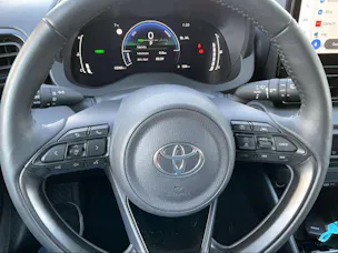 Toyota Yaris 1.5 VVT-i HSD Trend