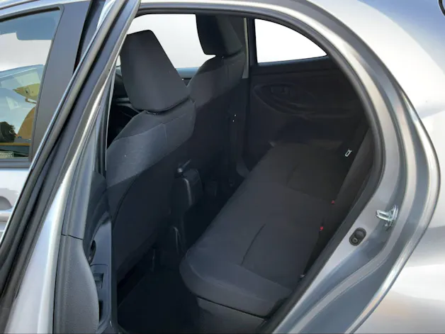 Toyota Yaris 1.5 VVT-i HSD Trend