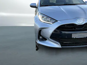 Toyota Yaris 1.5 VVT-i HSD Trend