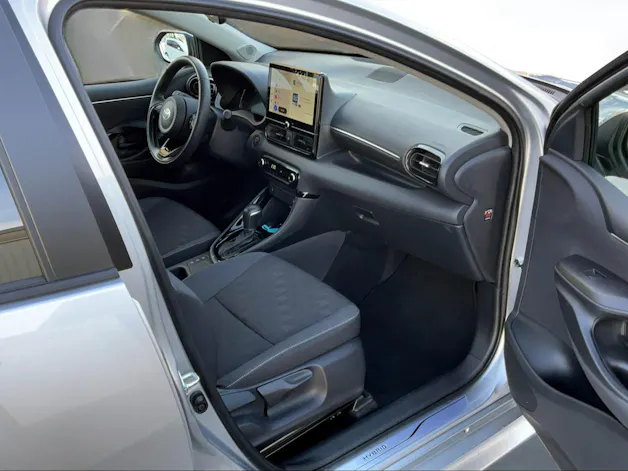Toyota Yaris 1.5 VVT-i HSD Trend