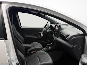 Fahrzeugbild TOYOTA Yaris 1.5 VVT-i HSD Premium