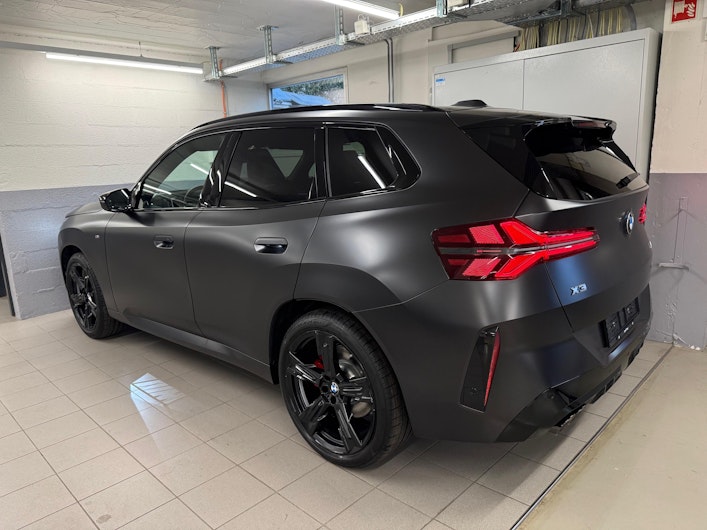 Vehicle image BMW X3