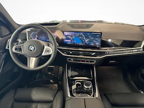 https://vehicle.imgix.net/4136164/5b3404f0-168c-46e0-9a43-353921fa0b41.jpg