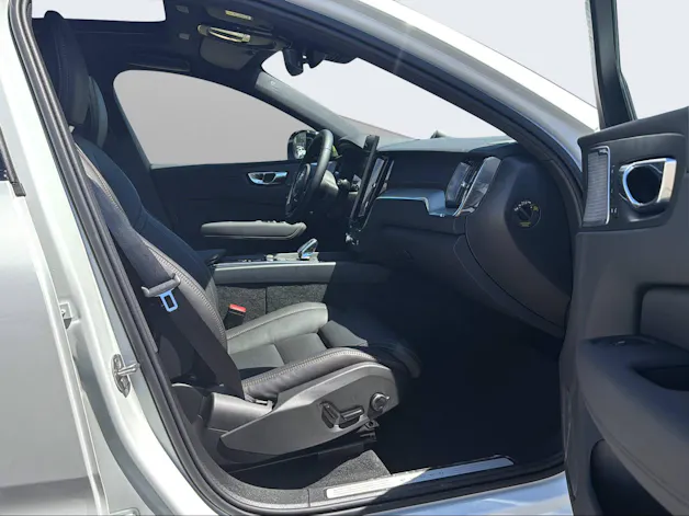 Volvo XC60 2.0 T6 TE Black Edition eAWD