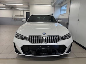 Vehicle image BMW 320d xDrive Touring