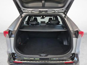 https://vehicle.imgix.net/4136205/5597bde9-495d-46ce-8a2f-6963362e56fd.jpg
