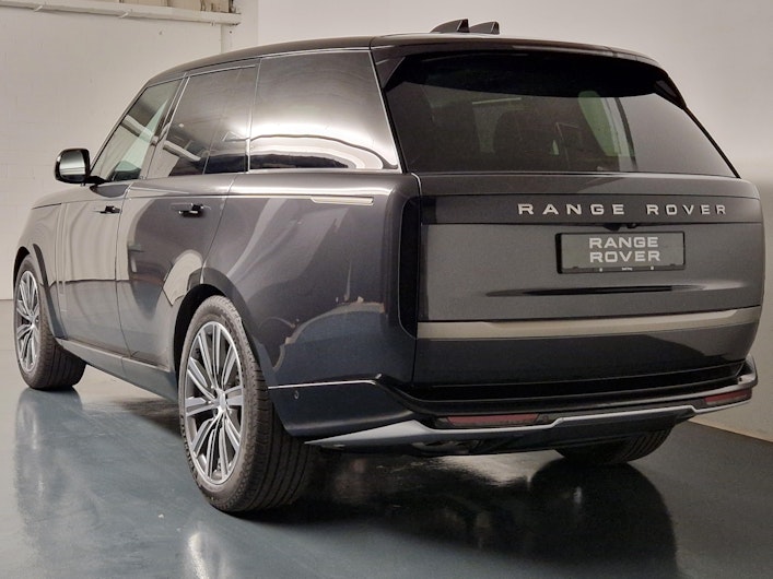 Vehicle image LAND ROVER RANGE ROVER