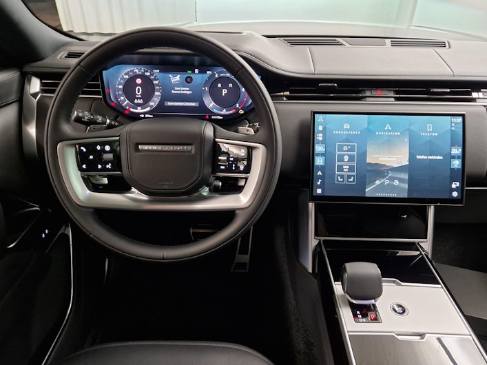 Vehicle image LAND ROVER RANGE ROVER