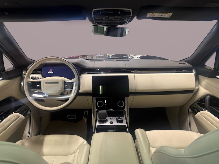 Vehicle image LAND ROVER RANGE ROVER