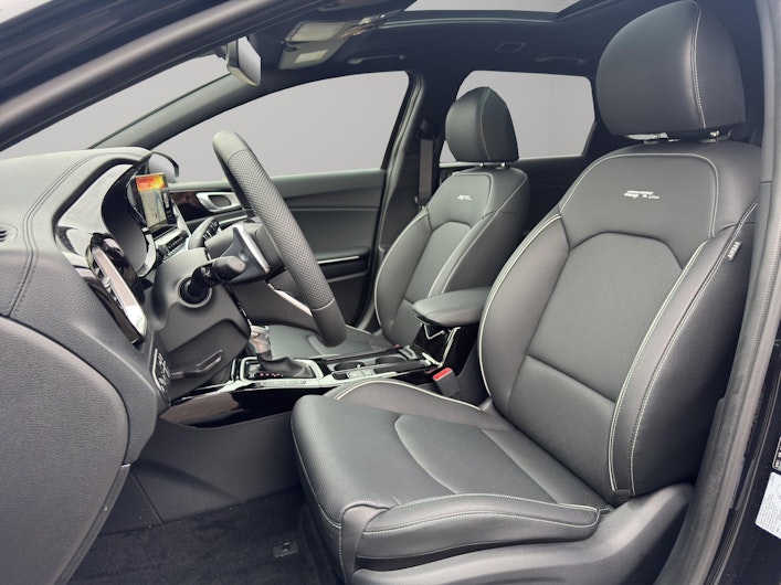 Vehicle image KIA CEED