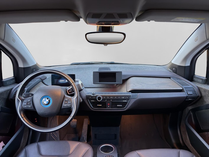 Vehicle image BMW i3