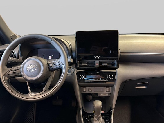 Vehicle image 5 Vehicle image 5