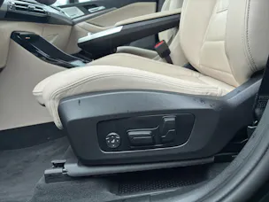BMW 223d xDrive paddles Active Tourer