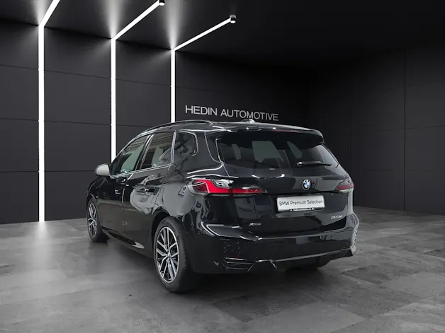 BMW 223d xDrive paddles Active Tourer