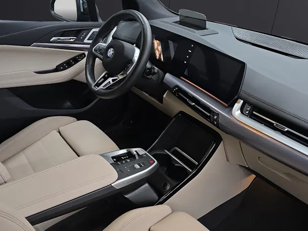 BMW 223d xDrive paddles Active Tourer