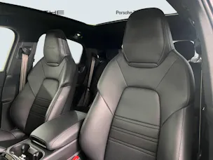 Porsche Cayenne Turbo E-Hybrid Coupé