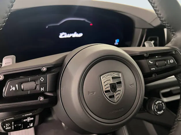 Porsche Cayenne Turbo E-Hybrid Coupé