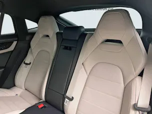 Porsche Panamera GTS