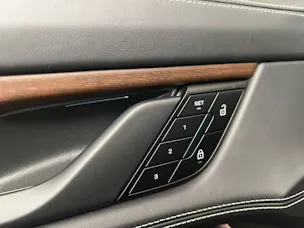 Porsche Taycan 4S Cross Turismo