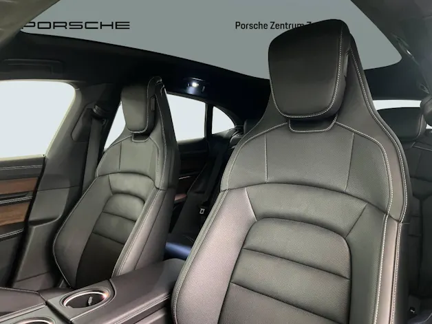 Porsche Taycan 4S Cross Turismo