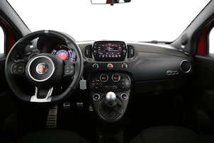 Vehicle image FIAT 595 Abarth 1.4 T-Jet 165