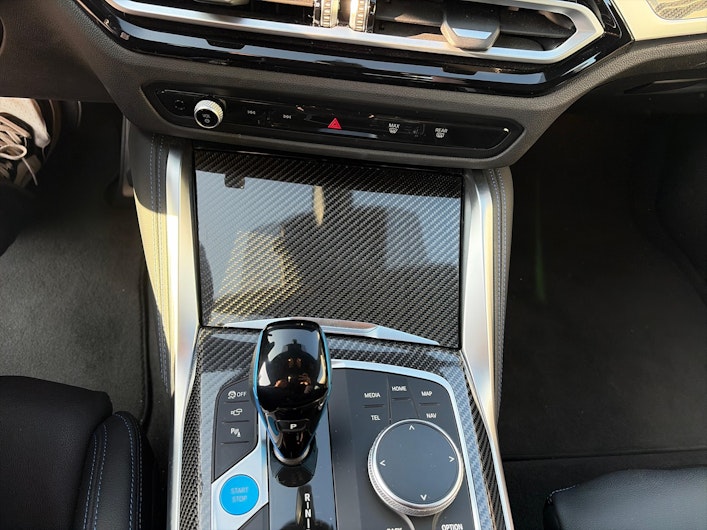 Vehicle image BMW i4
