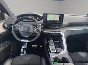 Fahrzeugbild PEUGEOT 5008 1.6 PureTech GT Pack