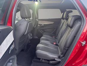 https://vehicle.imgix.net/4136536/89852893-e981-4fc0-89c2-2c609a545efe.jpg