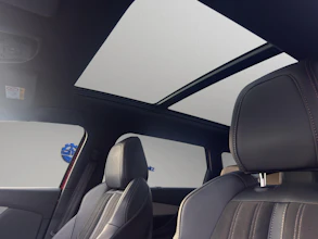 https://vehicle.imgix.net/4136536/8d23f884-3664-409e-a439-97e73cfe569b.jpg