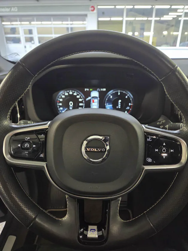 Volvo XC60 2.0 D4 R-Design AWD