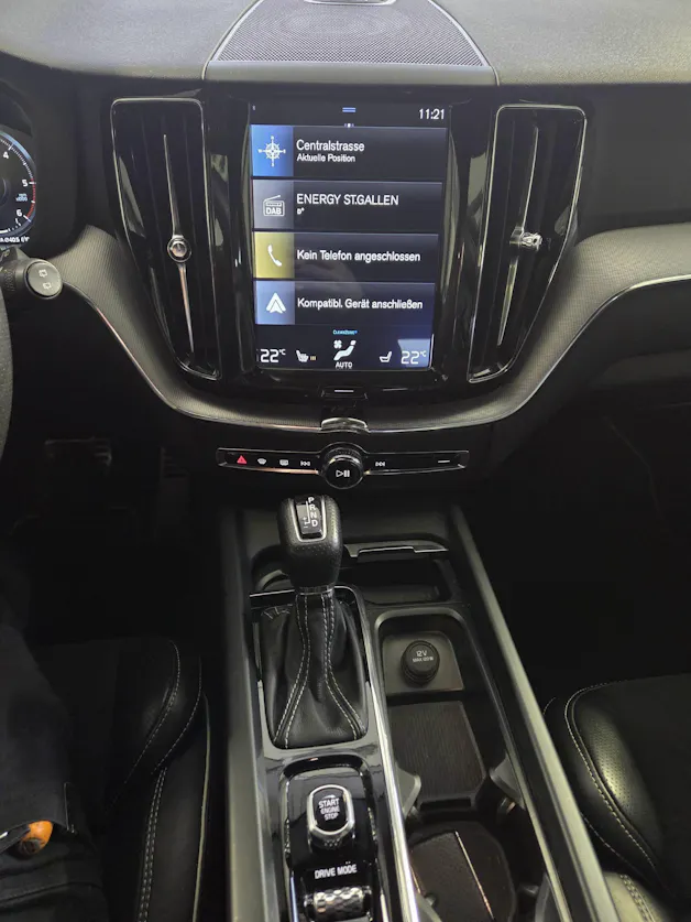 Volvo XC60 2.0 D4 R-Design AWD